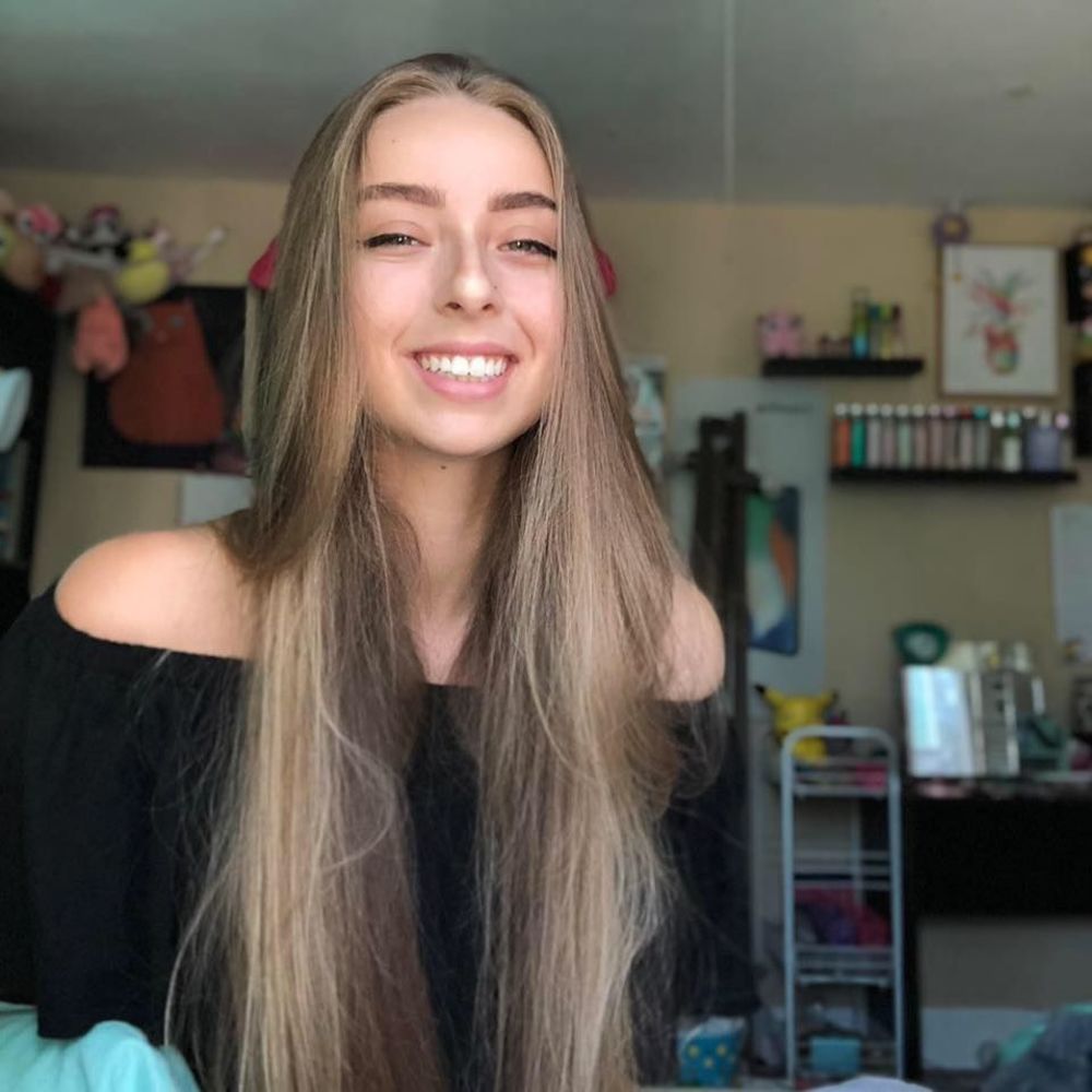 Meet your Posher, Kelsie